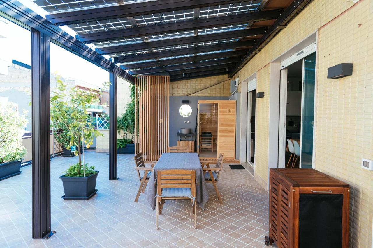 Luxury Penthouse With Sea View - City Center ペスカーラ エクステリア 写真