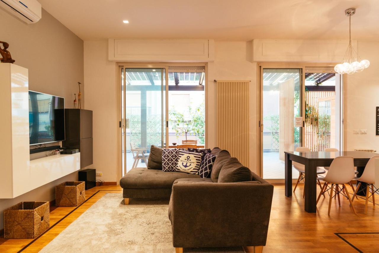 Luxury Penthouse With Sea View - City Center ペスカーラ エクステリア 写真